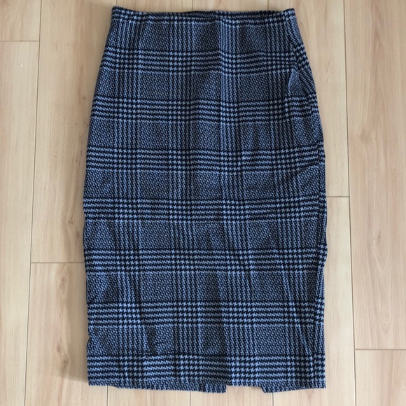 Le Chateau Pencil Skirt - Picture 1 of 4